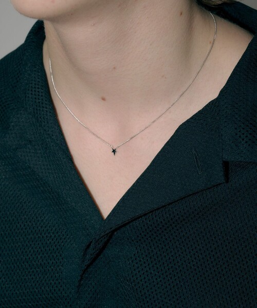 and cloud(アンドクラウド)の「Minimum Star Necklace(ネックレス・レディース・イエローゴールド/シルバー・FREE)」の10枚目の写真