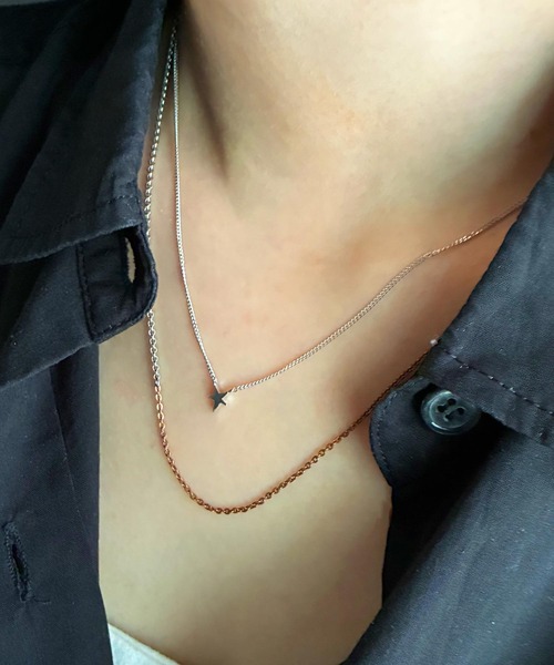 and cloud（アンドクラウド）の「Minimum Star Necklace（ネックレス・レディース・イエローゴールド/シルバー・FREE）」の13枚目の写真