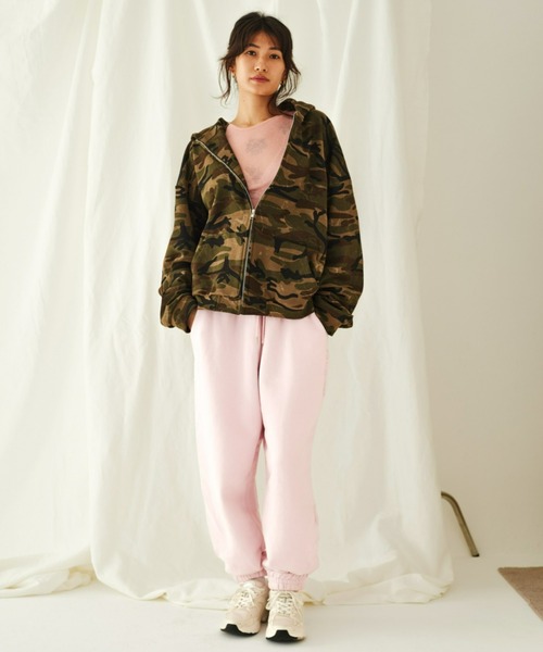 FIG&VIPER（フィグアンドバイパー）の「CAMOスウェットフーディ（パーカー・レディース・カーキ・FREE）」の14枚目の写真