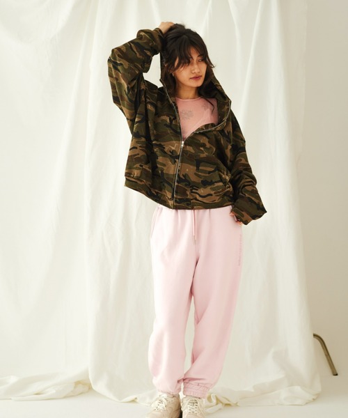 FIG&VIPER（フィグアンドバイパー）の「CAMOスウェットフーディ（パーカー・レディース・カーキ・FREE）」の20枚目の写真