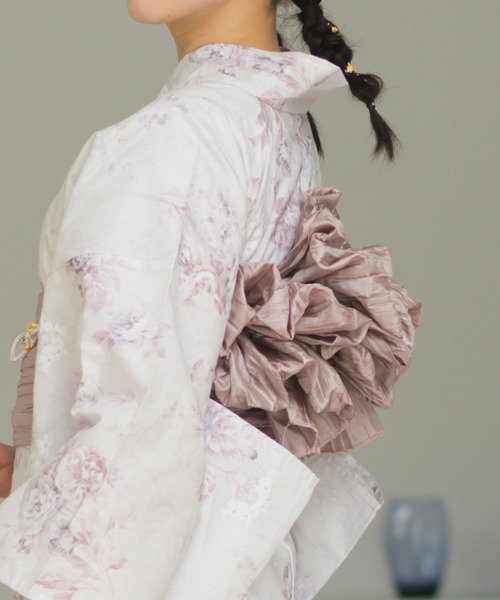 CELEN（セレン）の「【1人で着られる浴衣4点セット】浴衣・兵児帯・腰紐2本《夏恋浴衣》（浴衣・レディース・パープル系/ピンク系1/アイボリー系/ホワイト系/グレー系1/ピンク系2/グレー系2/パープル系2・FREE）」の12枚目の写真