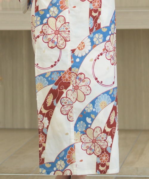 CELEN（セレン）の「【1人で着られる浴衣4点セット】浴衣・兵児帯・腰紐2本《夏恋浴衣》（浴衣・レディース・パープル系/ピンク系1/アイボリー系/ホワイト系/グレー系1/ピンク系2/グレー系2/パープル系2・FREE）」の16枚目の写真