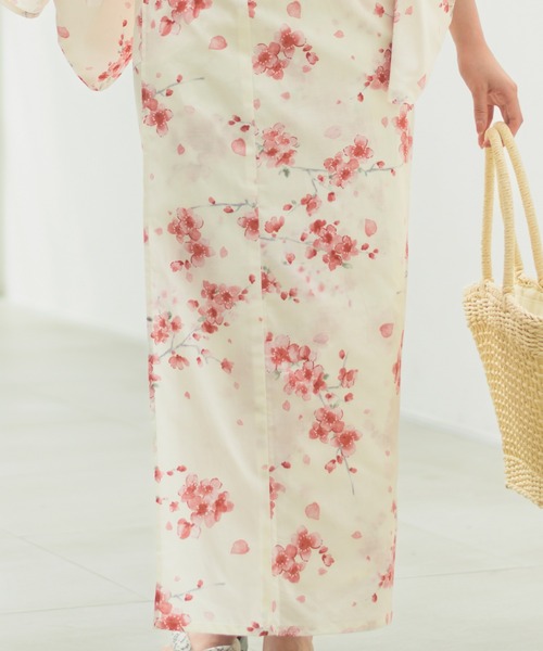 CELEN（セレン）の「【1人で着られる浴衣4点セット】浴衣・兵児帯・腰紐2本《夏恋浴衣》（浴衣・レディース・パープル系/ピンク系1/アイボリー系/ホワイト系/グレー系1/ピンク系2/グレー系2/パープル系2・FREE）」の19枚目の写真