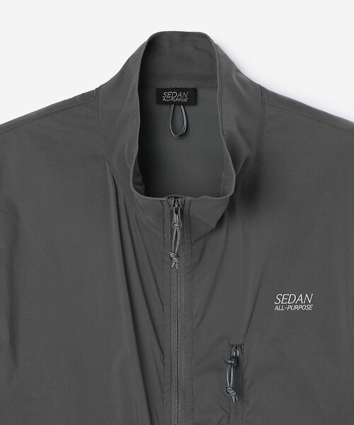 SEDAN ALL-PURPOSE（セダンオールパーパス）の「SEDAN ALL-PURPOSE | Ripstop Light Vest MEN（ナイロンジャケット・メンズ・ブラック/グレー/オレンジ・XL/M/L）」の13枚目の写真
