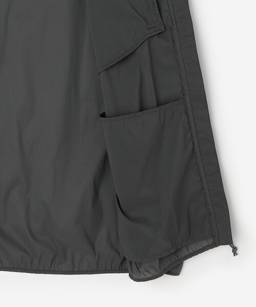 SEDAN ALL-PURPOSE（セダンオールパーパス）の「SEDAN ALL-PURPOSE | Ripstop Light Vest MEN（ナイロンジャケット・メンズ・ブラック/グレー/オレンジ・XL/M/L）」の6枚目の写真