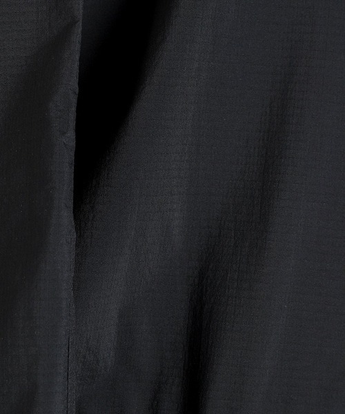 DAIWA PIER39（ダイワピア39）の「DAIWA PIER39 / ダイワ ピアサーティナイン：TECH TRAVEL ANORAK：BJ-61025[PIE]（ナイロンジャケット・メンズ・ブラック・M/L/S）」の7枚目の写真