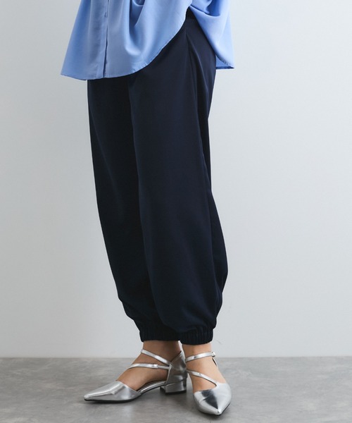 QUEENS COURT（クイーンズコート）の「サテンイージージョガーパンツ≪洗濯機で洗える≫（その他パンツ・レディース・ピンク/グリーン/ネイビー・M）」の13枚目の写真