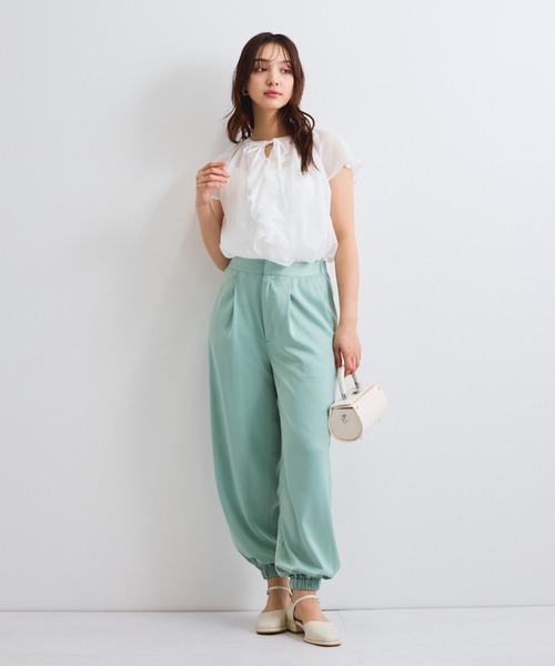 QUEENS COURT（クイーンズコート）の「サテンイージージョガーパンツ≪洗濯機で洗える≫（その他パンツ・レディース・ピンク/グリーン/ネイビー・M）」の11枚目の写真