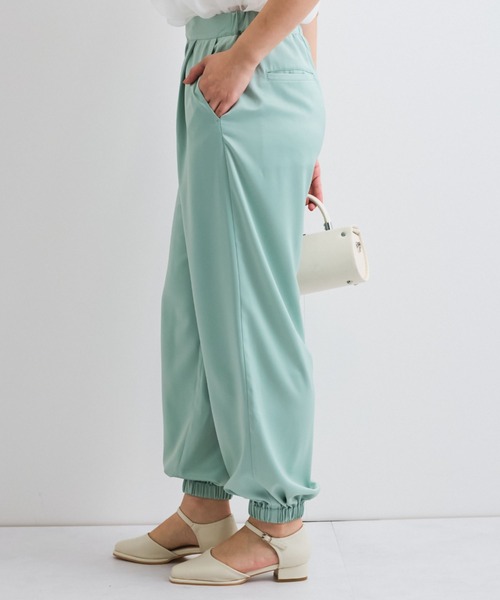 QUEENS COURT（クイーンズコート）の「サテンイージージョガーパンツ≪洗濯機で洗える≫（その他パンツ・レディース・ピンク/グリーン/ネイビー・M）」の5枚目の写真