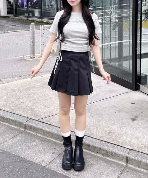 INGNI(イング)の「ラインストーンロゴサイドギャザーオフショルリブトップス(Tシャツ/カットソー・レディース・ブラック/オフホワイト/グレー/ブラウン系6/グレー系9・M)」の22枚目の写真