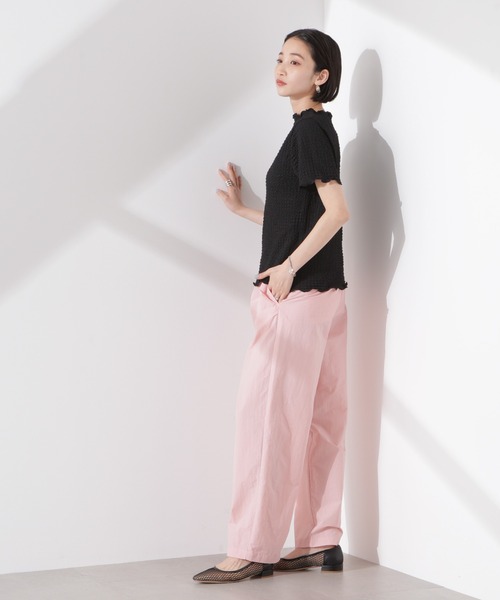 NANO universe（ナノユニバース）の「シャーリングジャガード半袖ナロートップス (セットアップ可)（Tシャツ/カットソー・レディース・ブラック/ベージュ/ブルー・FREE）」の9枚目の写真