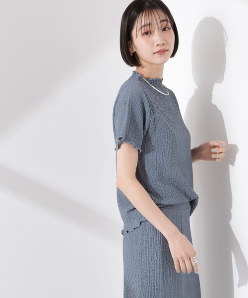 NANO universe（ナノユニバース）の「シャーリングジャガード半袖ナロートップス (セットアップ可)（Tシャツ/カットソー・レディース・ブラック/ベージュ/ブルー・FREE）」の12枚目の写真