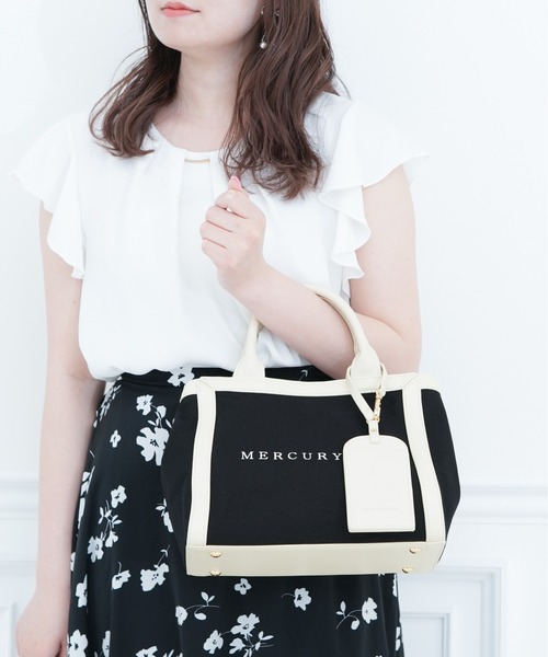 MERCURYDUO(マーキュリーデュオ)の「【MERCURYDUO/マーキュリーデュオ 】 軽量キャンバスロゴ 2wayトートバッグ(トートバッグ・レディース・ブラック×ホワイト/ホワイト×ブラック・FREE)」の1枚目の写真