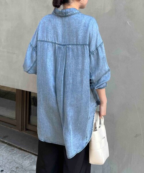 Jena espace merveilleux（ジェナ　エスパスメルヴェイユ）の「【待望のサイズ展開！シリーズ累計販売枚数1万枚突破！】テンセルデニムシャツ（シャツ/ブラウス・レディース・サックスブルー/グレー/ブルー・FREE/1）」の7枚目の写真