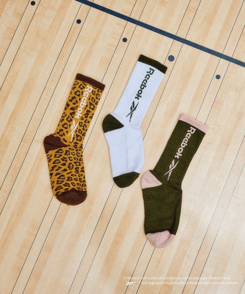 FOREVER 21(フォーエバー トゥエンティーワン)の「【Reebok(リーボック)】ソックス(ソックス/靴下・レディース・カーキ/ホワイト/ブラウン・FREE)」の4枚目の写真