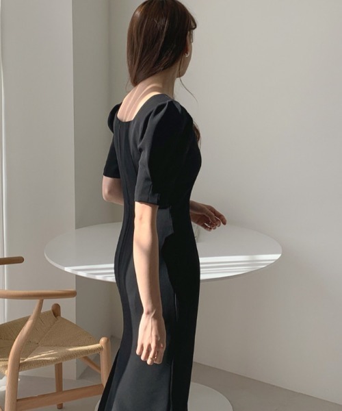FREE STYLISTS（フリー スタイリスト）の「YUGA_YGMC　Square neck puff sleeve dress（ワンピース・レディース・ブラック・M/L）」の6枚目の写真