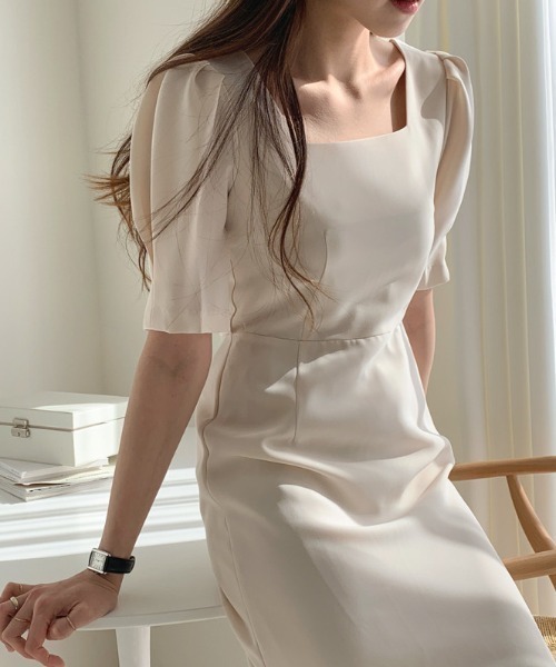 FREE STYLISTS（フリー スタイリスト）の「YUGA_YGMC　Square neck puff sleeve dress（ワンピース・レディース・ブラック・M/L）」の8枚目の写真