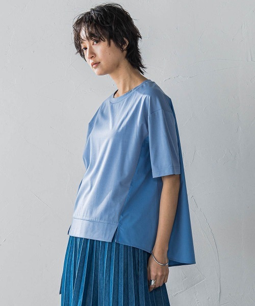 MAYSON GREY(メイソングレイ)の「異素材コンビネーション半袖プルオーバー≪洗濯機で洗える≫(Tシャツ/カットソー・レディース・ホワイト/ブラック/ブルー・M)」の1枚目の写真