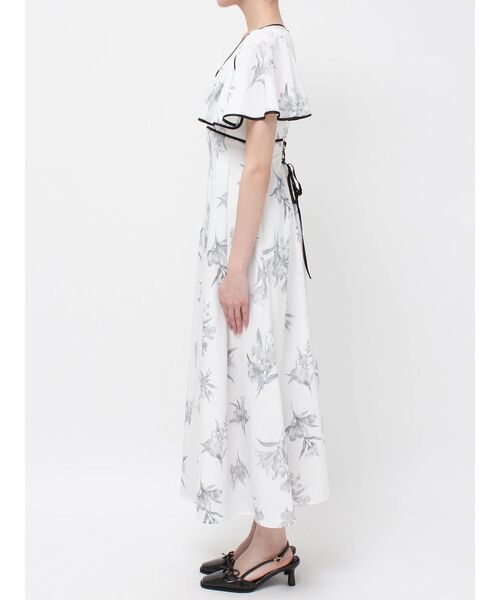 MERCURYDUO（マーキュリーデュオ）の「パイピングフラワー花柄ワンピース（ワンピース・レディース・ピンク/オフホワイト・SMALL/MEDIUM）」の13枚目の写真