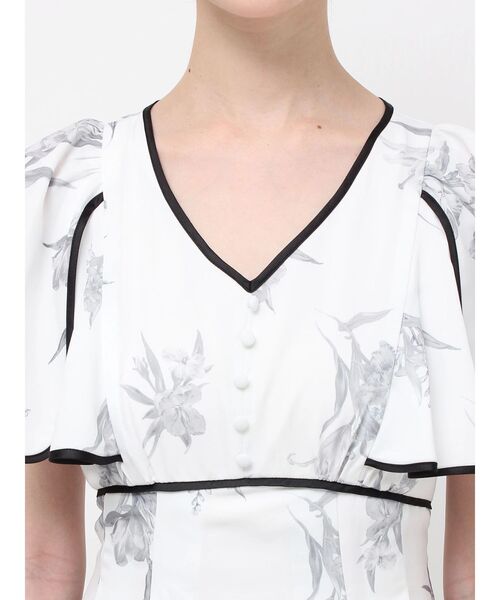 MERCURYDUO（マーキュリーデュオ）の「パイピングフラワー花柄