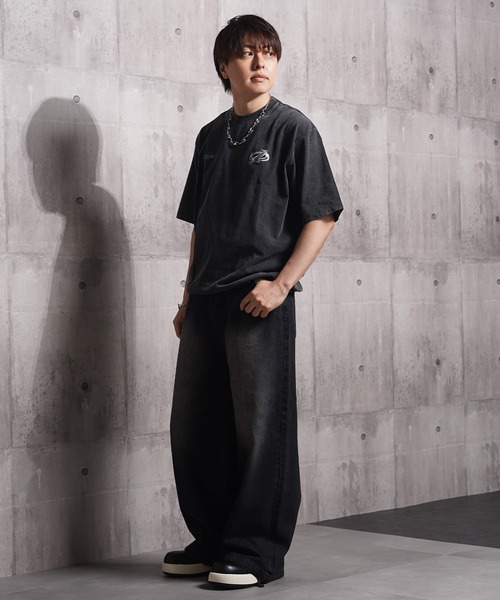 1111clothing(ワンフォークロージング)の「硫化染め カットオフアップリケ Tシャツ / Sulfur-dyed cut-off applique T-shirt(Tシャツ/カットソー・メンズ・カーキ/ブラック・M/L/XL)」の11枚目の写真