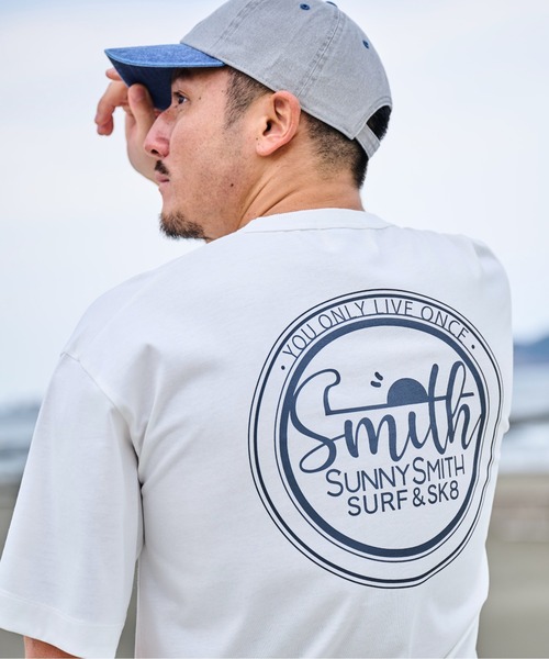 Bonjour Sagan（ボンジュールサガン）の「【SUNNY SMITH】バックサークルロゴプリントTシャツ（Tシャツ/カットソー・メンズ・スミクロ/ホワイト・LARGE/MEDIUM）」の5枚目の写真