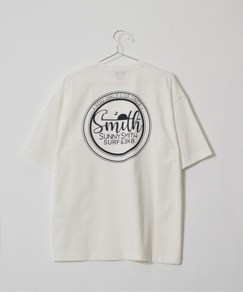 Bonjour Sagan（ボンジュールサガン）の「【SUNNY SMITH】バックサークルロゴプリントTシャツ（Tシャツ/カットソー・メンズ・スミクロ/ホワイト・LARGE/MEDIUM）」の14枚目の写真