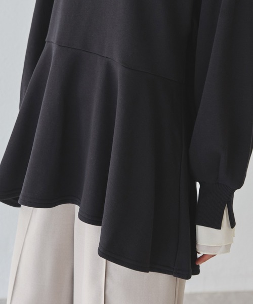 LAVEANGE（ラビアンジェ）の「【好機能シリーズ】吸湿発熱/袖フリルペプラム裏毛プルオーバー（Tシャツ/カットソー・レディース・ベージュ/グレー/ブラック・5L/4L/3L/LL/M）」の17枚目の写真