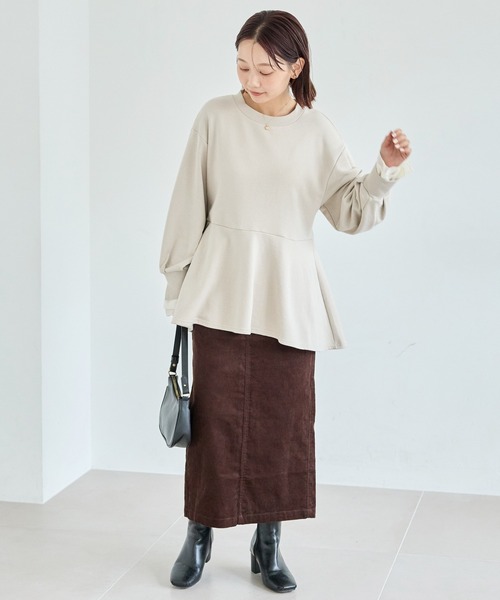 LAVEANGE（ラビアンジェ）の「【好機能シリーズ】吸湿発熱/袖フリルペプラム裏毛プルオーバー（Tシャツ/カットソー・レディース・ベージュ/グレー/ブラック・5L/4L/3L/LL/M）」の10枚目の写真