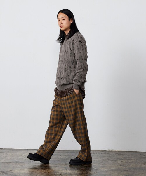 BEAMS(ビームス)の「ワイドテーパード ブークレ チェック イージーパンツ(その他パンツ・メンズ・チャコールグレー/ブラウン系その他4・S/M/L/XL)」の17枚目の写真