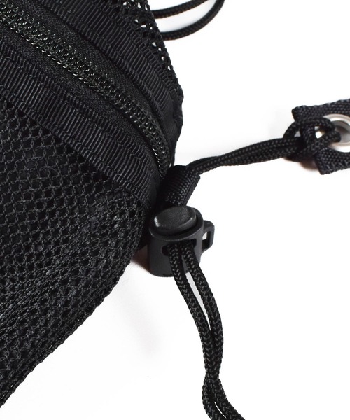 FREDRIK PACKERS(フレドリックパッカーズ)の「【FREDRIK PACKERS】BELL SACK <M> ベル サック Mサイズ ショルダーバッグ(ショルダーバッグ・レディース・ブラック/ダークベージュ・MEDIUM)」の10枚目の写真