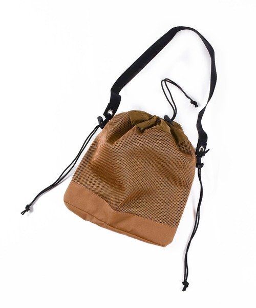 FREDRIK PACKERS(フレドリックパッカーズ)の「【FREDRIK PACKERS】BELL SACK <M> ベル サック Mサイズ ショルダーバッグ(ショルダーバッグ・レディース・ブラック/ダークベージュ・MEDIUM)」の19枚目の写真
