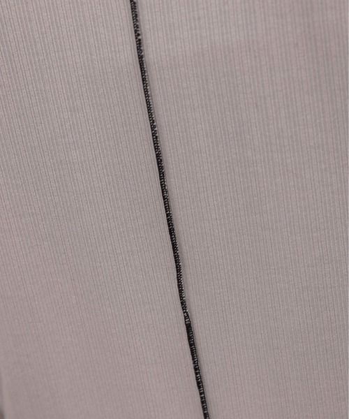 Eimee Law（エイミーロウ）の「ランダムテレコメロウトップス（Tシャツ/カットソー・レディース・ブラック/グレイッシュベージュ/ブルー/ダークグレー・FREE）」の19枚目の写真