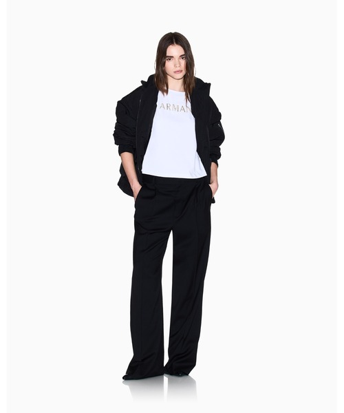 ARMANI EXCHANGE（アルマーニエクスチェンジ）の「【A|X アルマーニ エクスチェンジ】AXロゴ クロップド 半袖クルーネックTシャツ/CROPPED（Tシャツ/カットソー・レディース・ホワイト/ブラック/ベージュ・X-SMALL/X-LARGE/SMALL/MEDIUM/LARGE）」の13枚目の写真