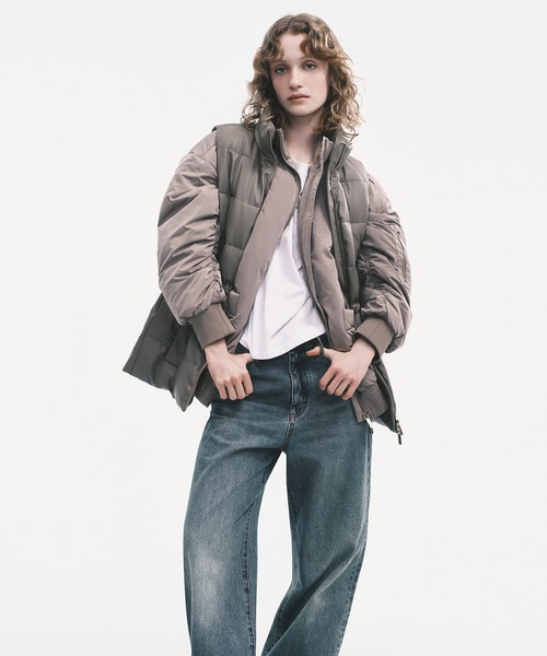 ARMANI EXCHANGE（アルマーニエクスチェンジ）の「【A|X アルマーニ エクスチェンジ】AXロゴ クロップド 半袖クルーネックTシャツ/CROPPED（Tシャツ/カットソー・レディース・ホワイト/ブラック/ベージュ・X-SMALL/X-LARGE/SMALL/MEDIUM/LARGE）」の17枚目の写真