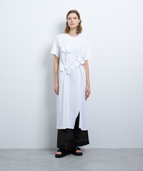 LANVIN en Bleu(ランバンオンブルー)の「ノットリボンカットソーワンピース(ワンピース・レディース・ブルー/オフホワイト/ブラック・38)」の11枚目の写真