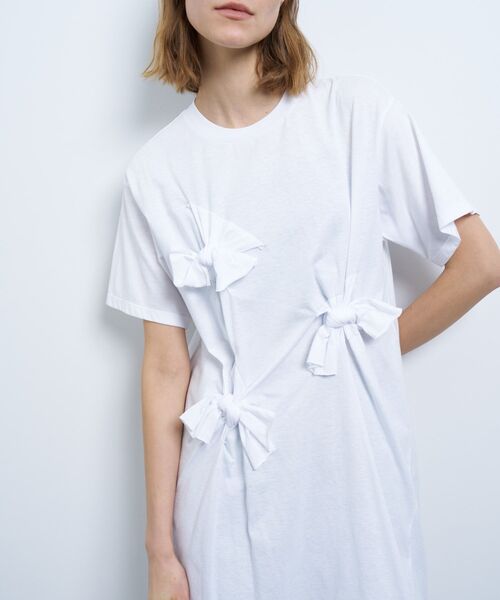 LANVIN en Bleu(ランバンオンブルー)の「ノットリボンカットソーワンピース(ワンピース・レディース・ブルー/オフホワイト/ブラック・38)」の14枚目の写真