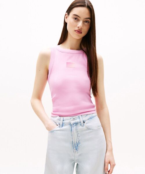 tommy jeans(トミー ジーンズ)の「スリムグラデーションフラッグタンクトップ(Tシャツ/カットソー・レディース・ホワイト/ピンク・SMALL/MEDIUM/X-SMALL)」の1枚目の写真