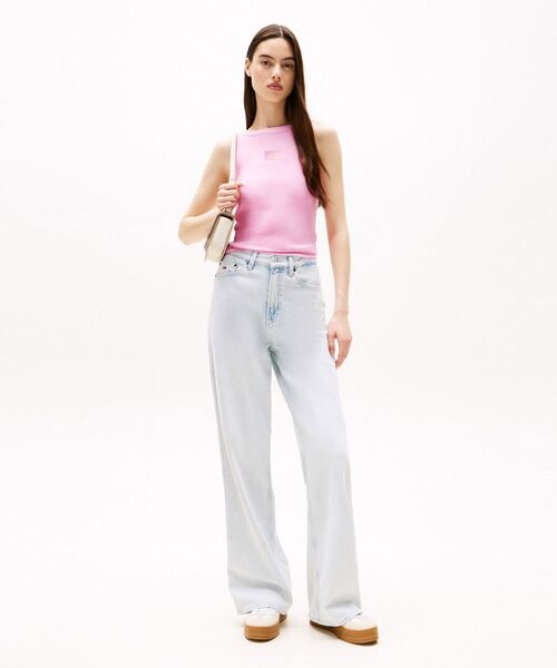 tommy jeans(トミー ジーンズ)の「スリムグラデーションフラッグタンクトップ(Tシャツ/カットソー・レディース・ホワイト/ピンク・SMALL/MEDIUM/X-SMALL)」の4枚目の写真