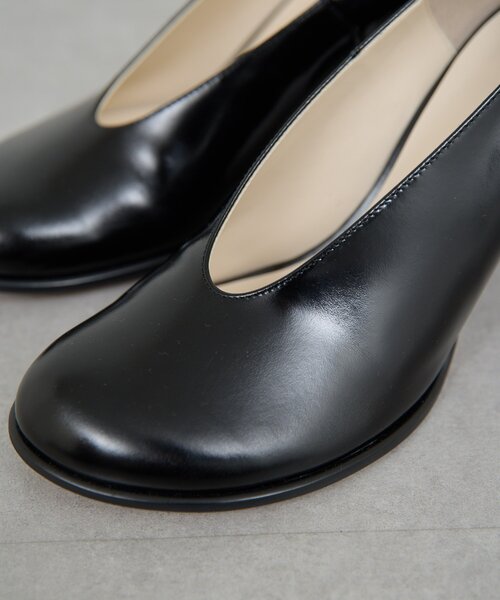 GALLARDAGALANTE（ガリャルダガランテ）の「【2.718】オブリークパンプス（ブーツ・レディース・オフホワイト/ブラック・36/37/38/39）」の10枚目の写真
