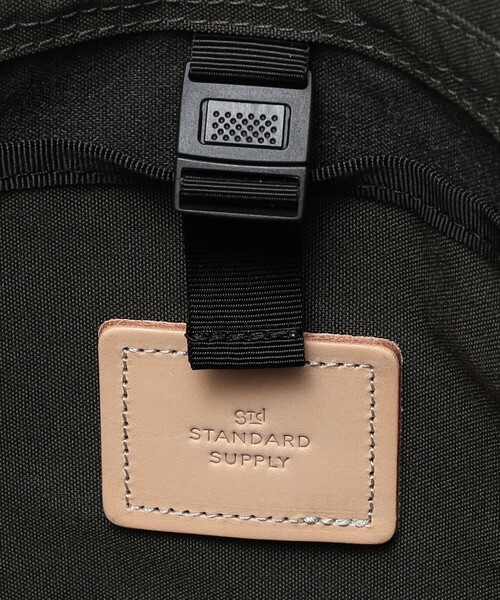 STANDARD SUPPLY(スタンダードサプライ)の「【SHIPS別注】STANDARD SUPPLY: フラップ メッセンジャー バッグ(メッセンジャーバッグ・メンズ・ブラック/ダークグレー・ONE SIZE)」の10枚目の写真