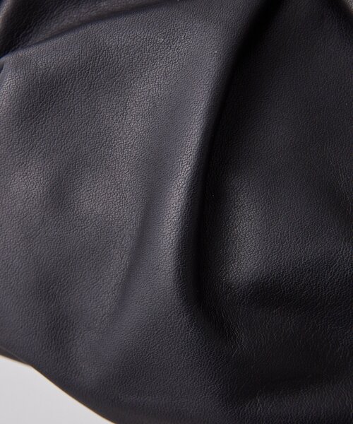 ear PAPILLONNER（イアパピヨネ）の「【kawa-kawa(カワカワ】NO1517 kuchiganeギャザーポシェットバッグ（ショルダーバッグ・レディース・ブラック/ブルー・FREE）」の9枚目の写真