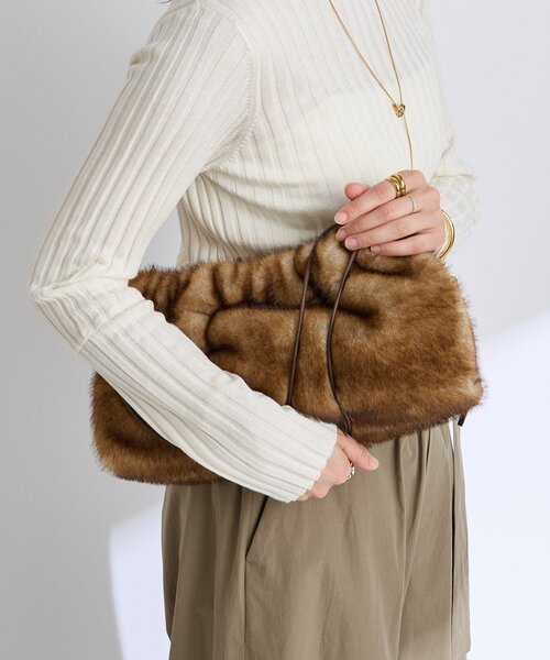 RIVE DROITE（リヴドロワ）の「【シーズンムードを高める】フェイクファードローストリングバッグ（ハンドバッグ・レディース・ダークブラウン/キャメル・FREE）」の17枚目の写真