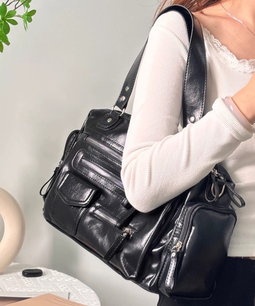 CELENA BEATS（セレナビーツ）の「多機能ポケット PU ショルダー ボストン バック（ショルダーバッグ・レディース・ブラック・FREE）」の5枚目の写真