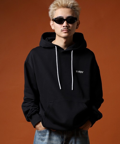 NERDY（ノルディ）の「ブレンクロゴフーディー（パーカー・メンズ・ネイビー/ブラック/グレー・M/LL/L/S/SS）」の8枚目の写真