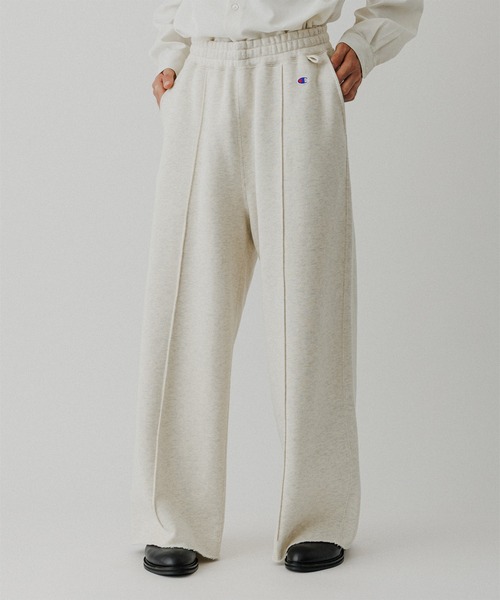 Champion（チャンピオン）の「《別注》【Champion/チャンピオン】WIDE SWEAT PANTS（その他パンツ・メンズ・ライトグレー/ブラック/グレー・S/M/L/XL）」の5枚目の写真