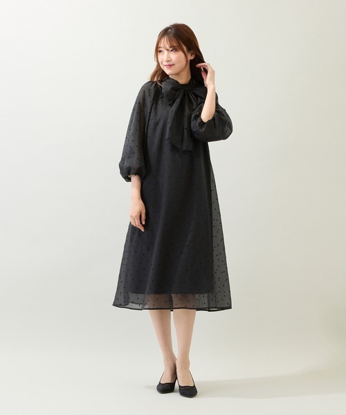 Rose Tiara（ローズティアラ）の「オーガンジーフロッキードットリボンワンピース（ワンピース・レディース・ベージュ/ブラック・38/42/46）」の2枚目の写真