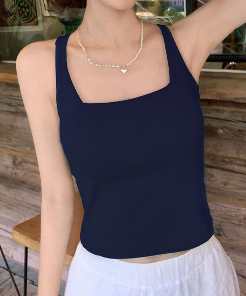 by LEGNA(バイレグナ)の「バックデザイン カップ付きタンクトップ(タンクトップ・レディース・グレー/ネイビー/ホワイト/ブラック・FREE)」の4枚目の写真