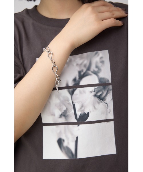 AZUL by moussy(アズールバイマウジー)の「インフィニティチェーンブレスレット(ブレスレット・レディース・ゴールド系その他/シルバー・FREE)」の3枚目の写真