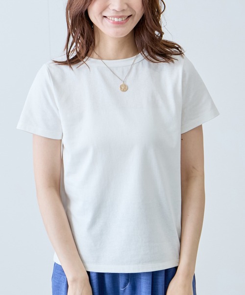 Jayro(ジャイロ)の「ベーシックTシャツ(Tシャツ/カットソー・レディース・ホワイト系その他/ダークブラウン/レッド/ベージュ/ブラック・FREE)」の2枚目の写真